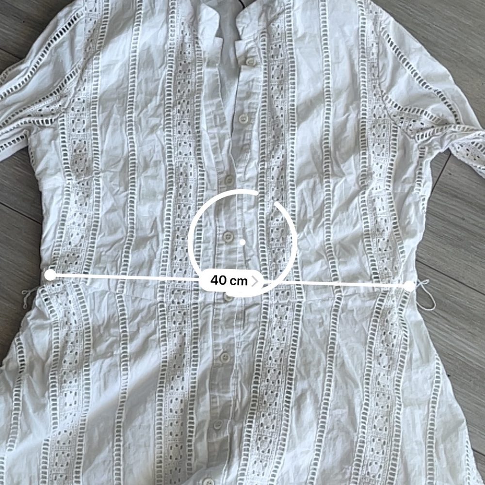 Dress - Picture 3 of 4